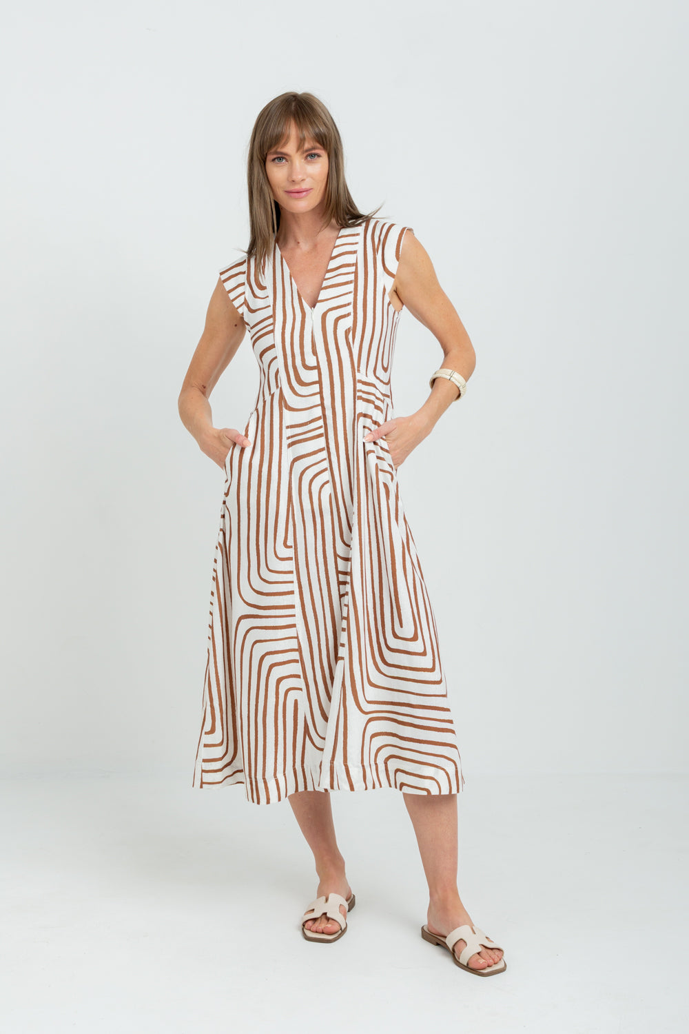 Gianna Dress Brown Geo Cap Sleeve-DRESSES-kindacollection-Kinda