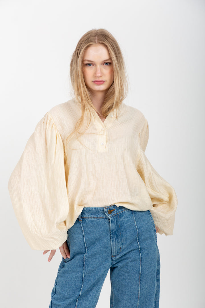 Amy Blouse Bone
