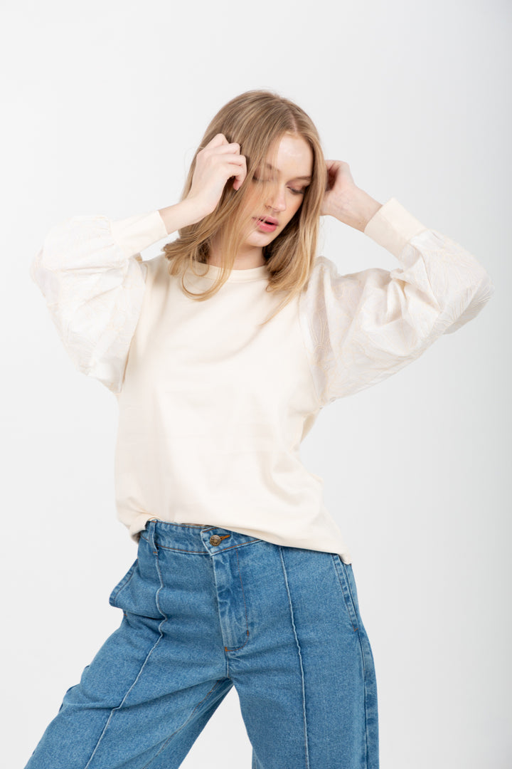 Livia Top Embroidered Ivory