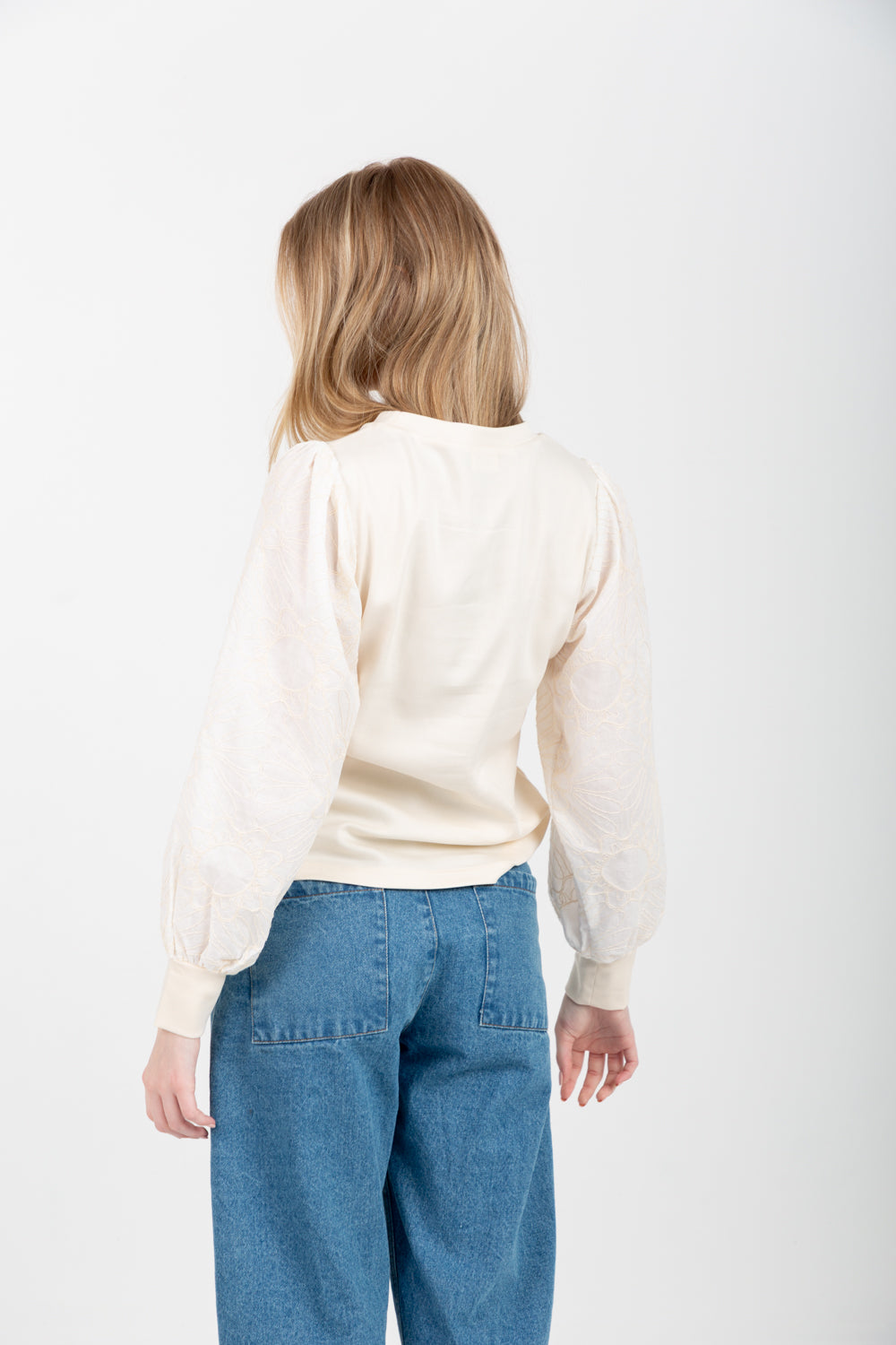 Livia Top Embroidered Ivory