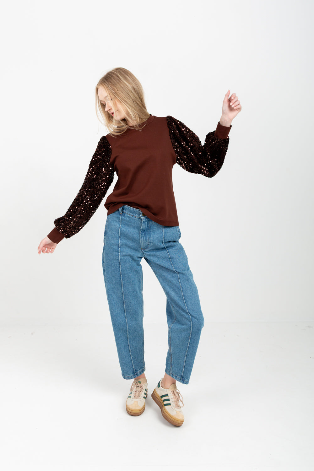 Livia Top Chocolate Sequin