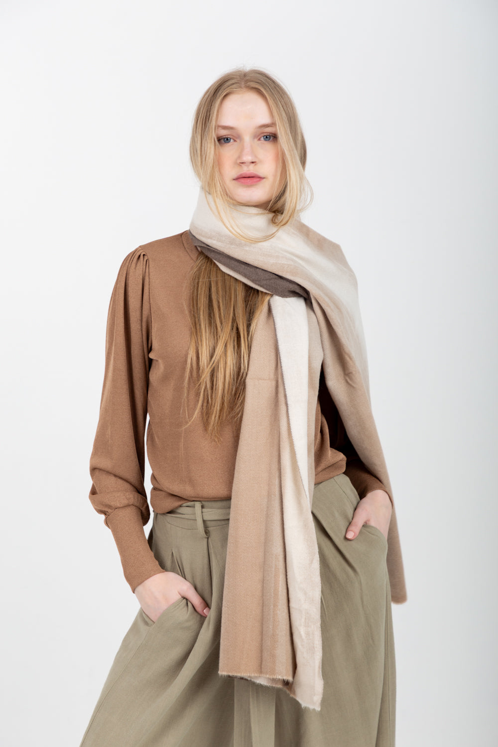 Zoe Top Camel