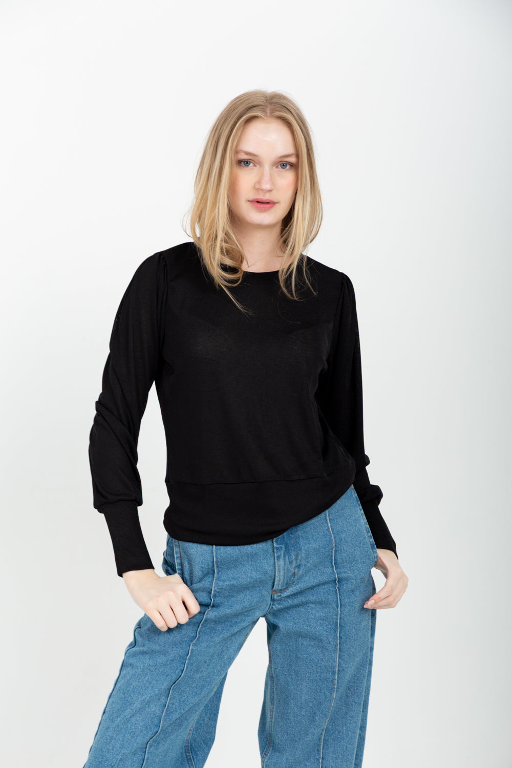 Zoe Top Black-TOPS-kindacollection-Kinda