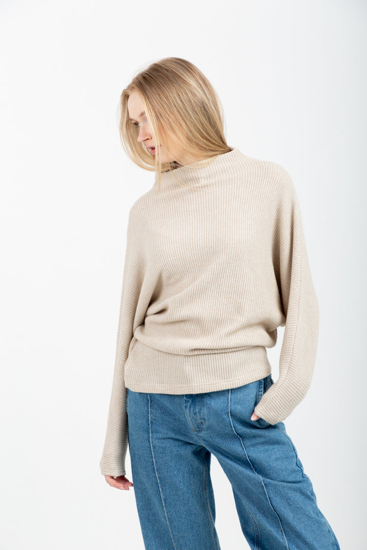 Batty Top Bone