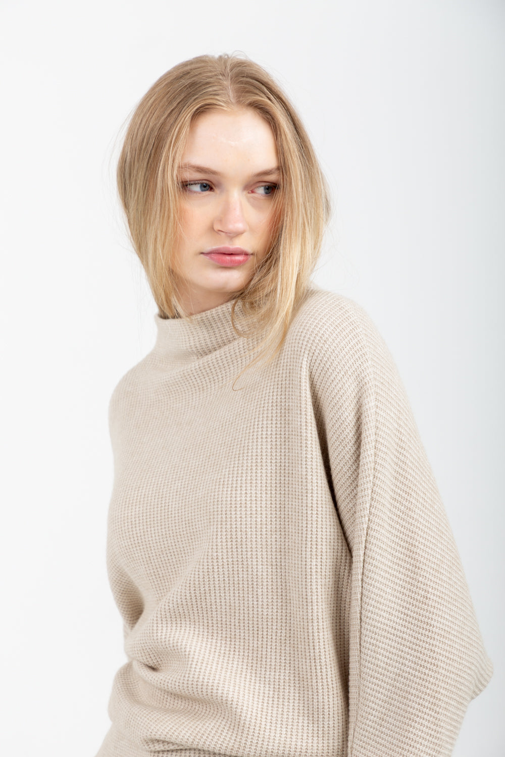 Batty Top Bone