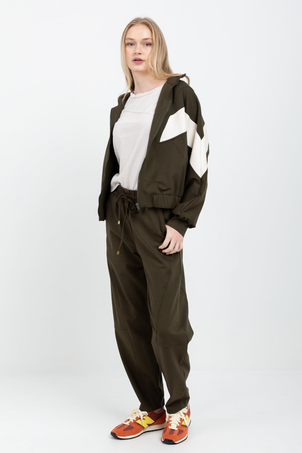 Lauper Jacket Komon Green-TRACK SETS-Kindacollection-Kinda