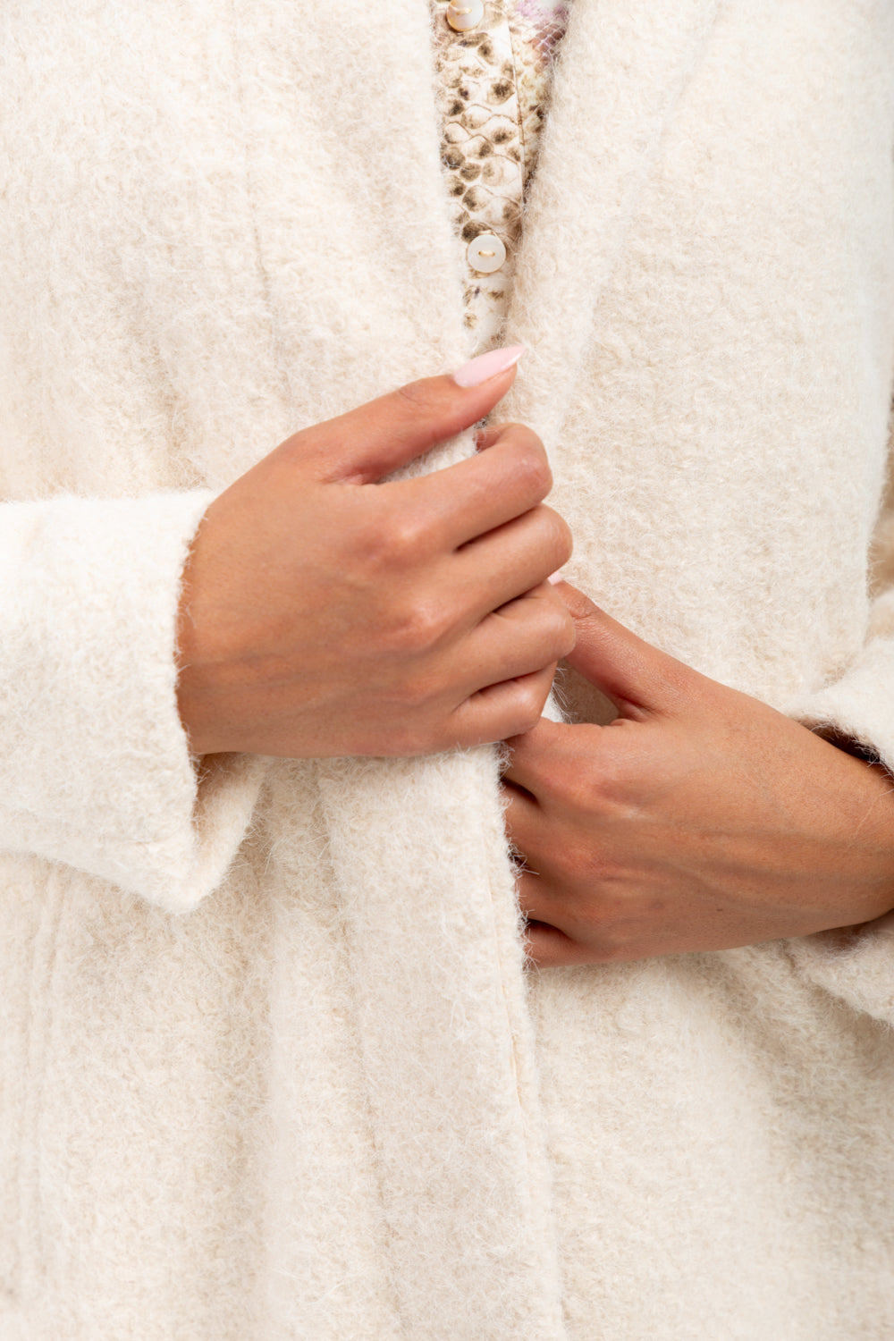 Chrissy Coat Ivory-JACKETS-kindacollection-Kinda
