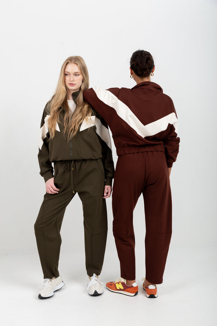 Tiffany Barrel Pants Komon Green-TRACK SETS-Kindacollection-Kinda