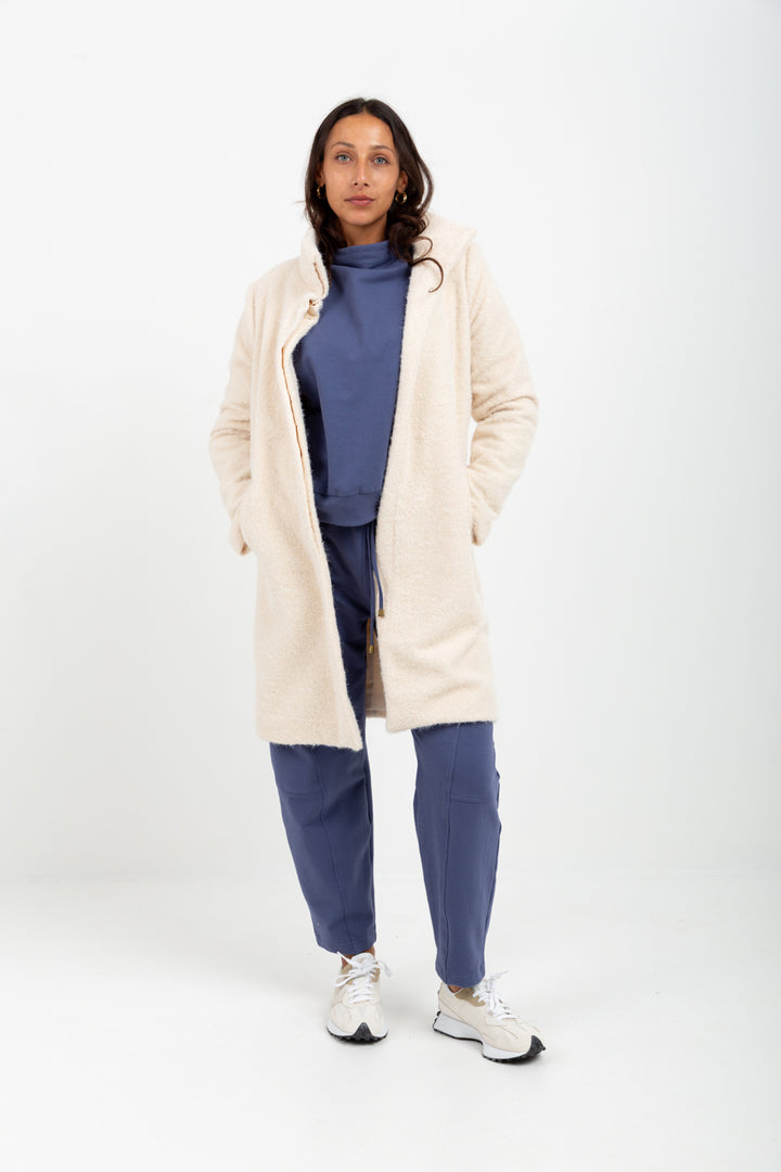 Chrissy Coat Ivory-JACKETS-kindacollection-Kinda