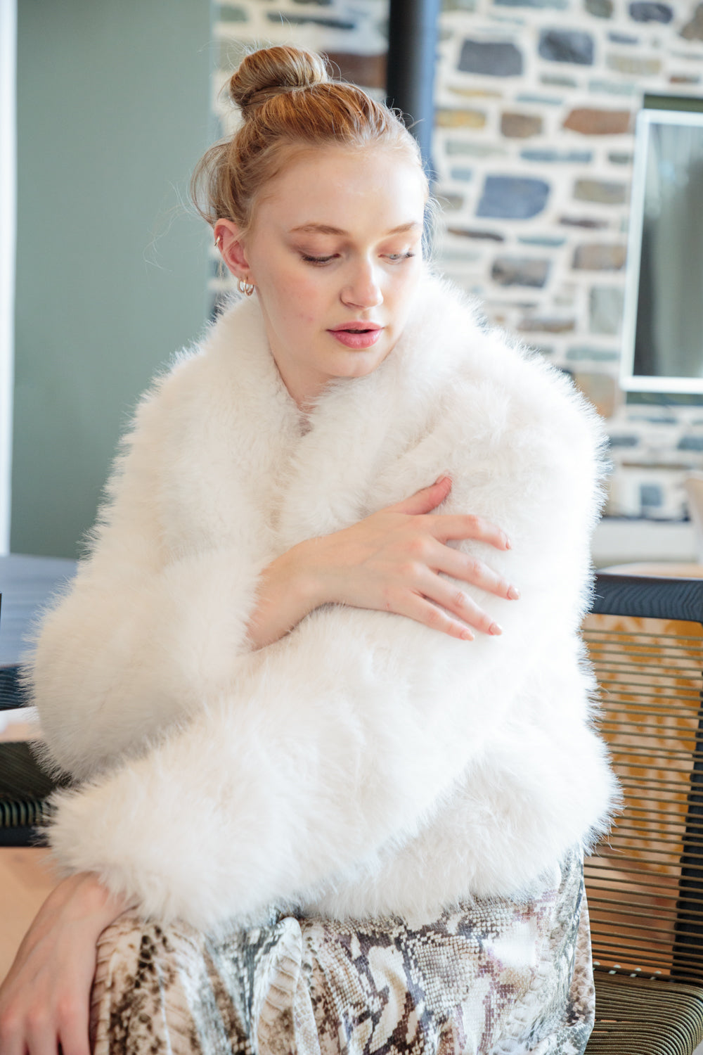 Allegra Coat Ivory Faux Fur-LAYERING-kindacollection-Kinda