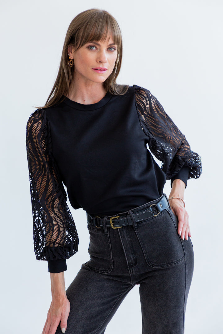 Livia Top Black-TOPS-kindacollection-Kinda