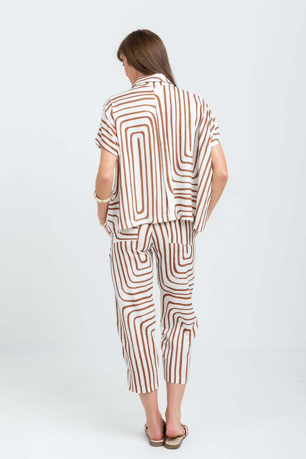 Mariam Shirt Brown Geo Print-TOPS-kindacollection-Kinda