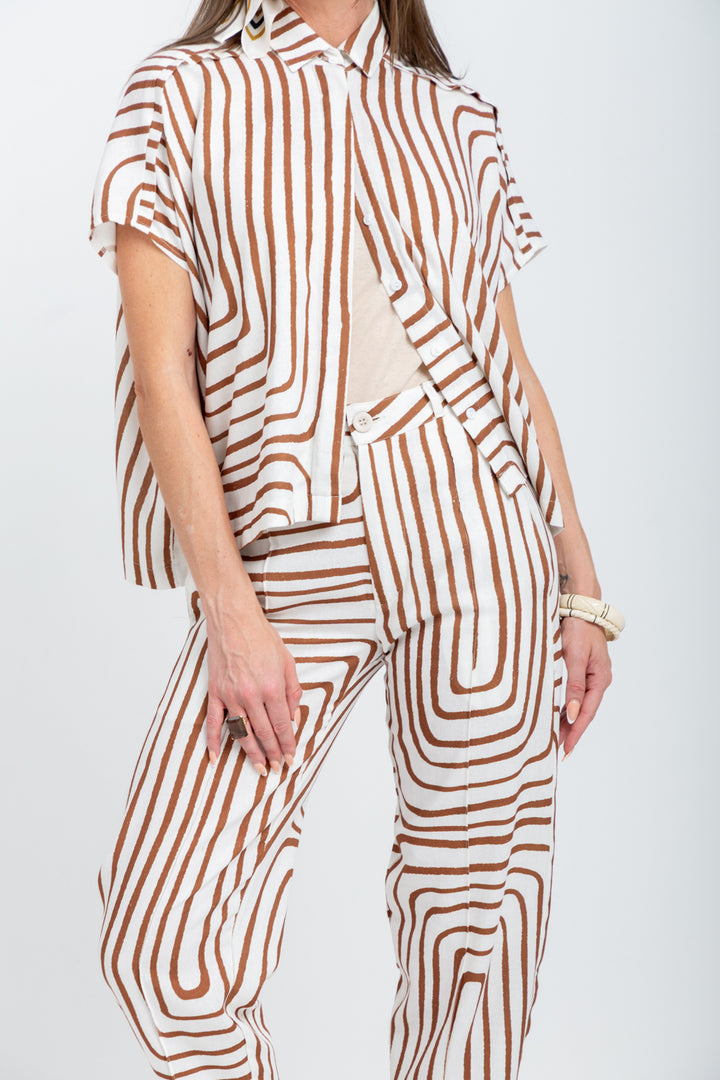 Mariam Shirt Brown Geo Print-TOPS-kindacollection-Kinda