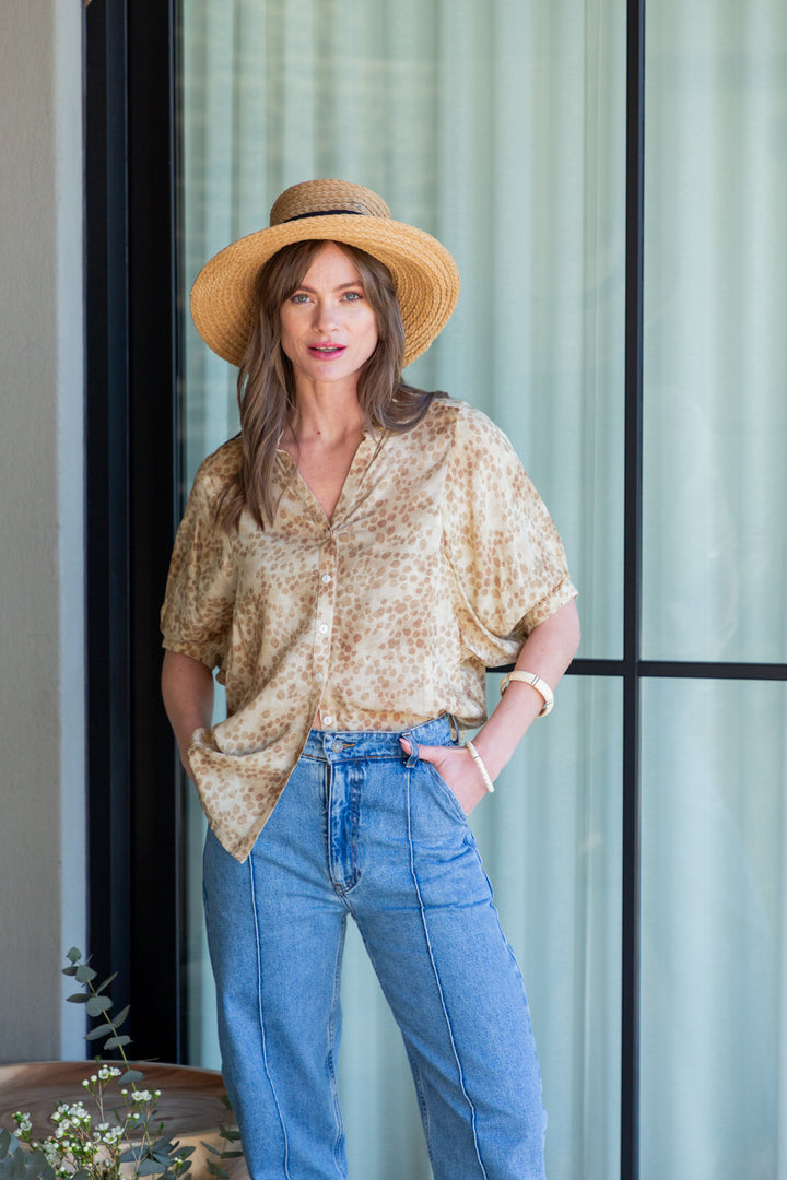 Gabi Blouse Animal Print-TOPS-kindacollection-Kinda