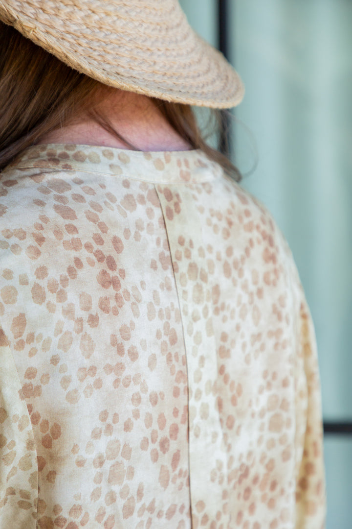 Gabi Blouse Animal Print-TOPS-kindacollection-Kinda
