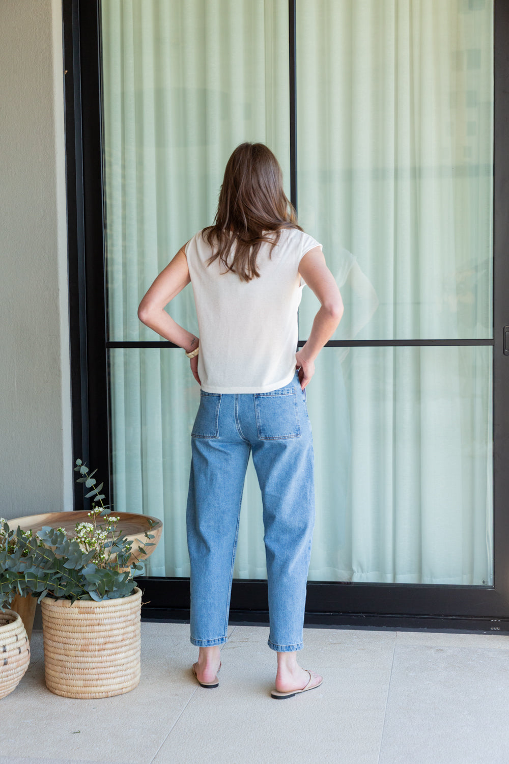 Mikey Knot Top White-TOPS-kindacollection-Kinda
