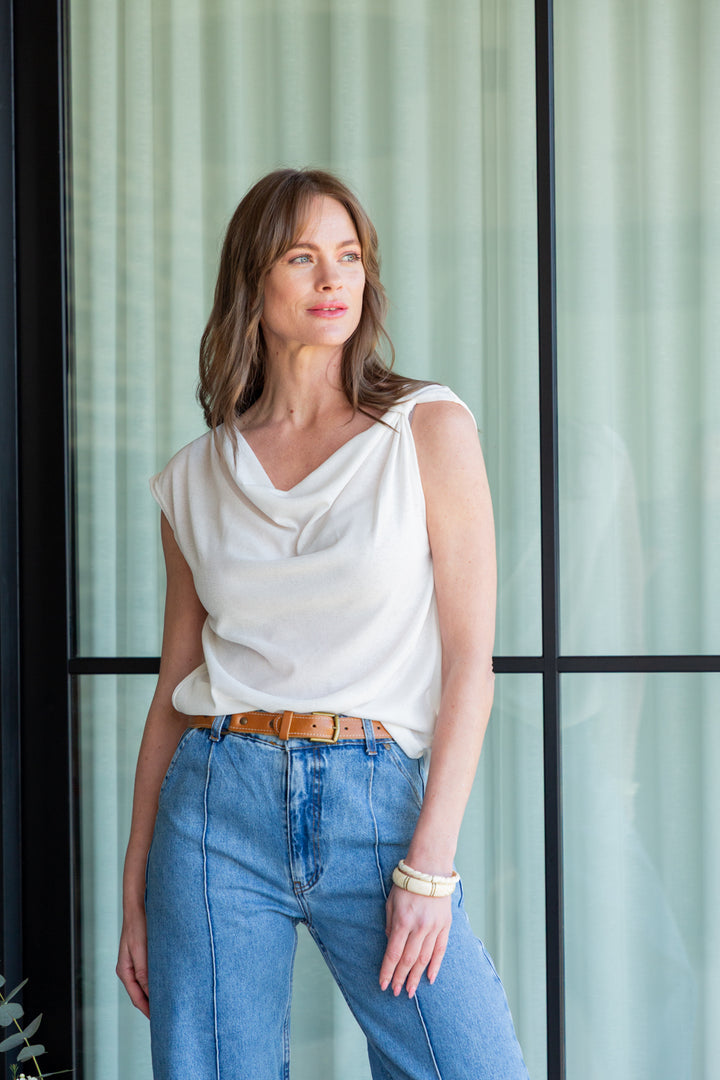 Mikey Knot Top White-TOPS-kindacollection-Kinda