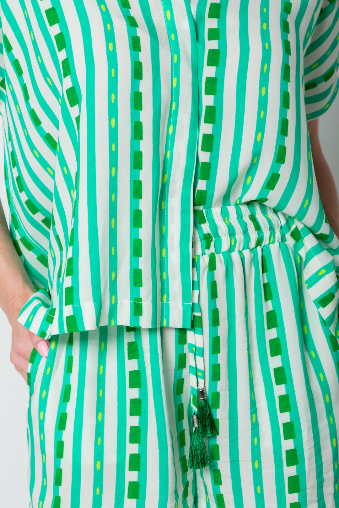 Mykonos Shorts Green Stripe