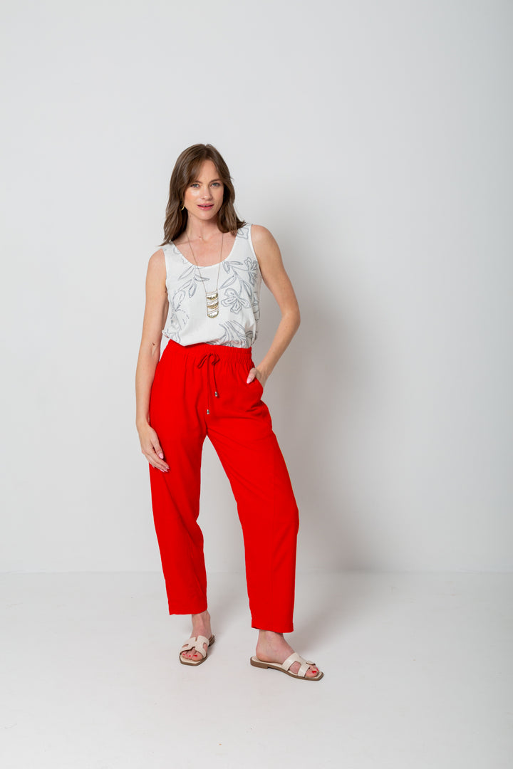 Tiffany Barrel Pants Red-PANTS-Kindacollection-Kinda