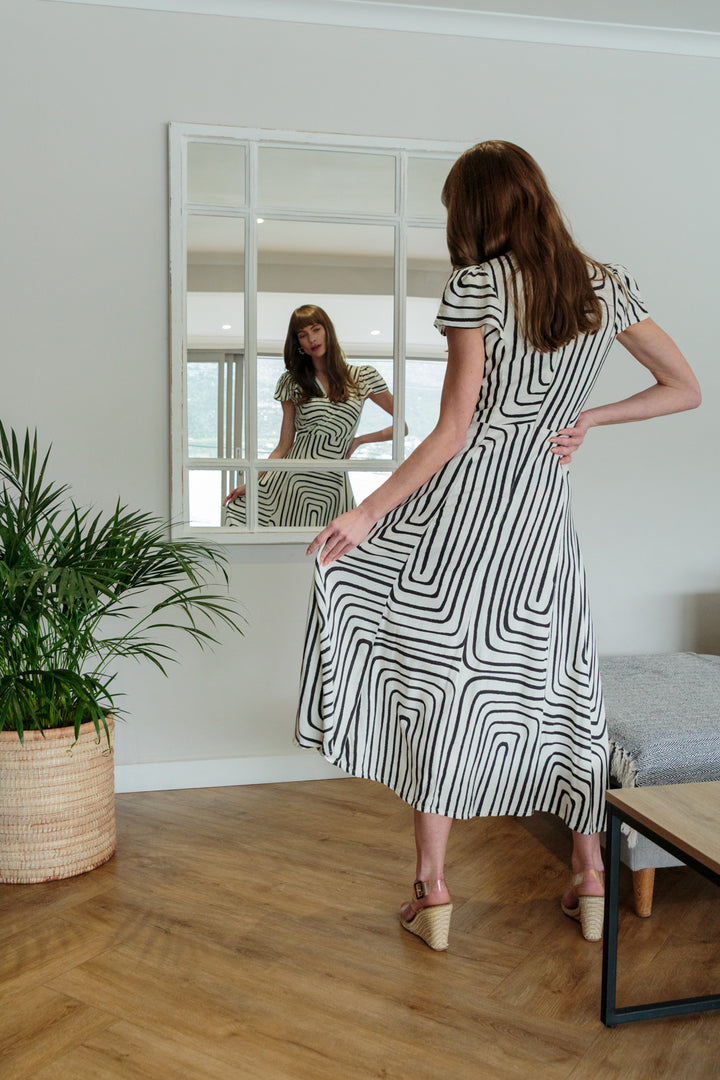 Lily Dress Black Geo-DRESSES-kindacollection-Kinda