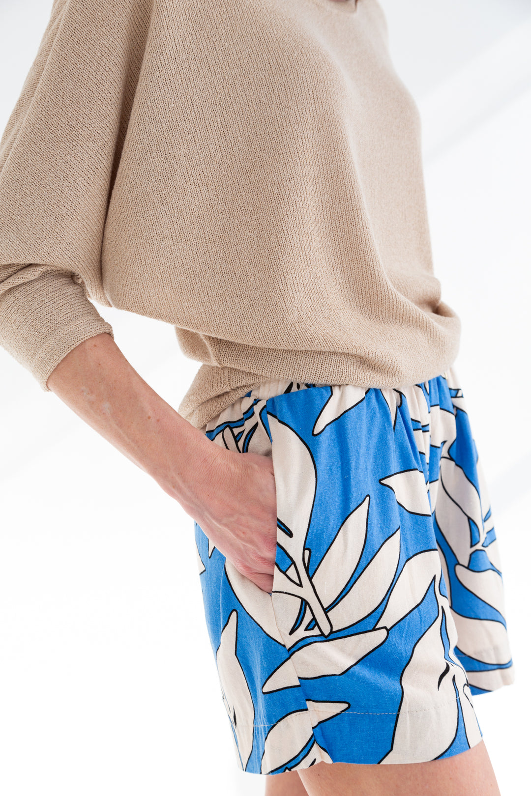 Mykonos Shorts Blue Print-PANTS-kindacollection-Kinda