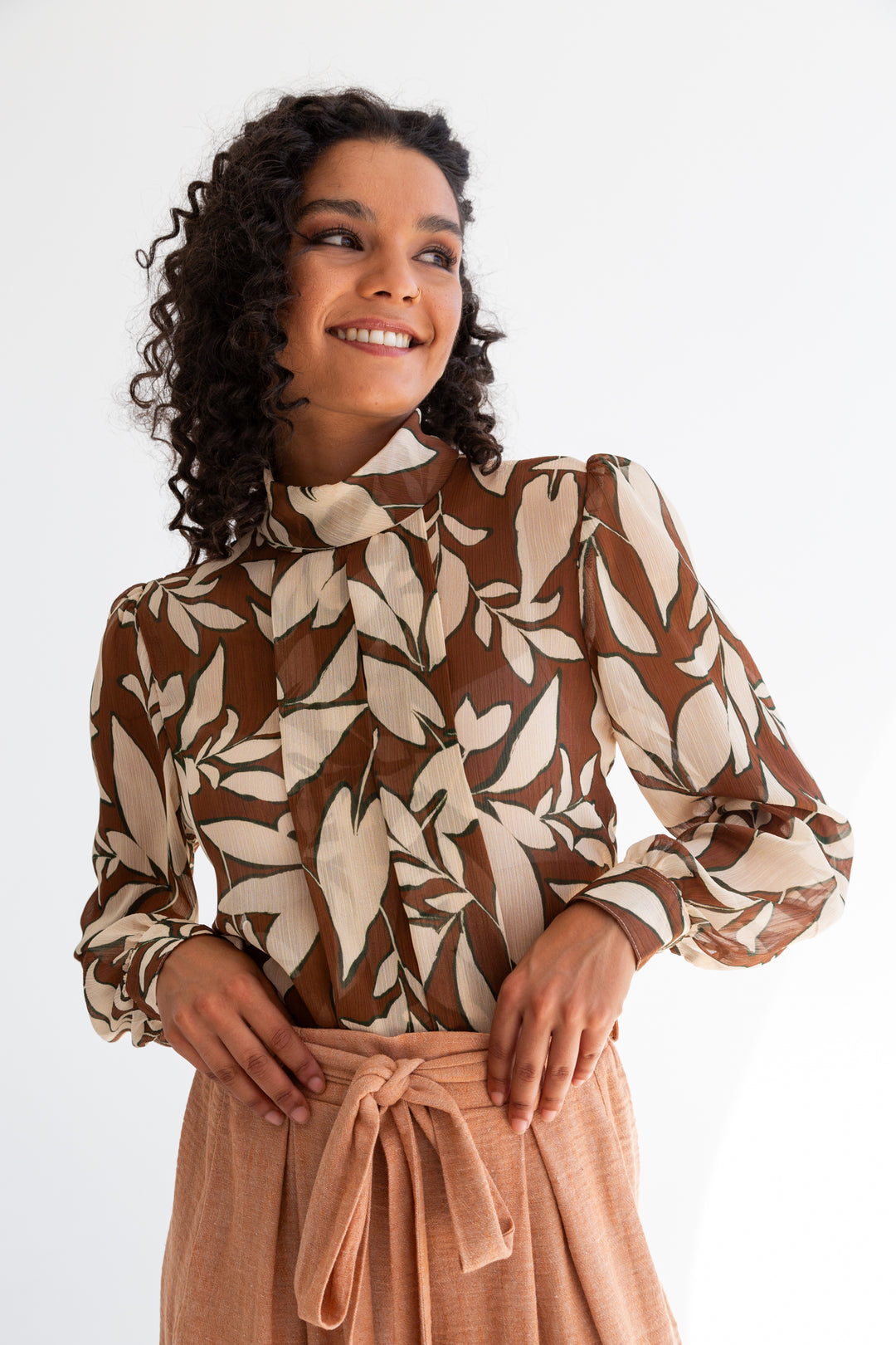 Dulcie Blouse Brown Floral-TOPS-kindacollection-Kinda