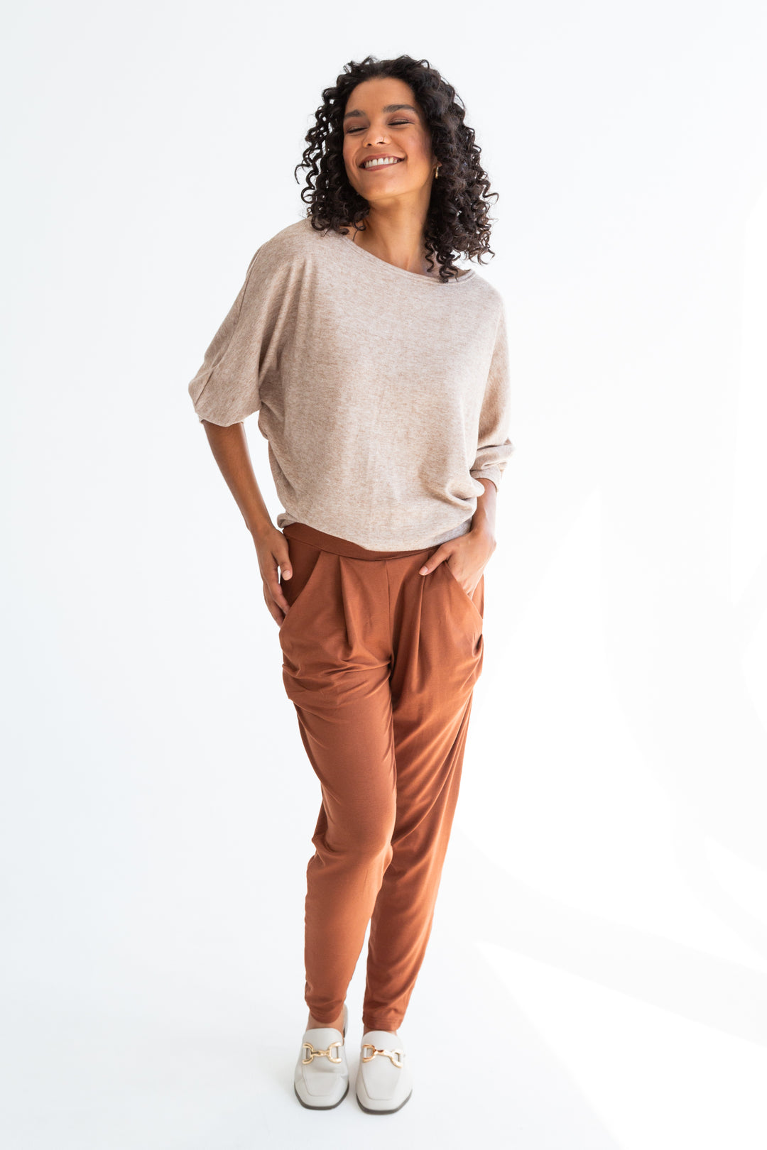 Chivonne Pants Hazelnut-PANTS-kindacollection-Kinda