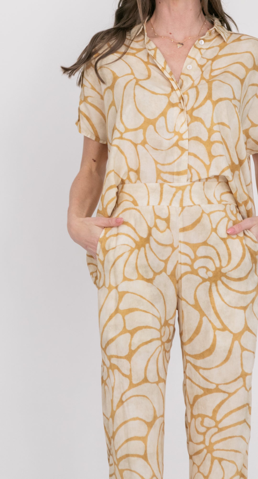 Amara Pants Sand Shell Print-PANTS-kindacollection-Kinda