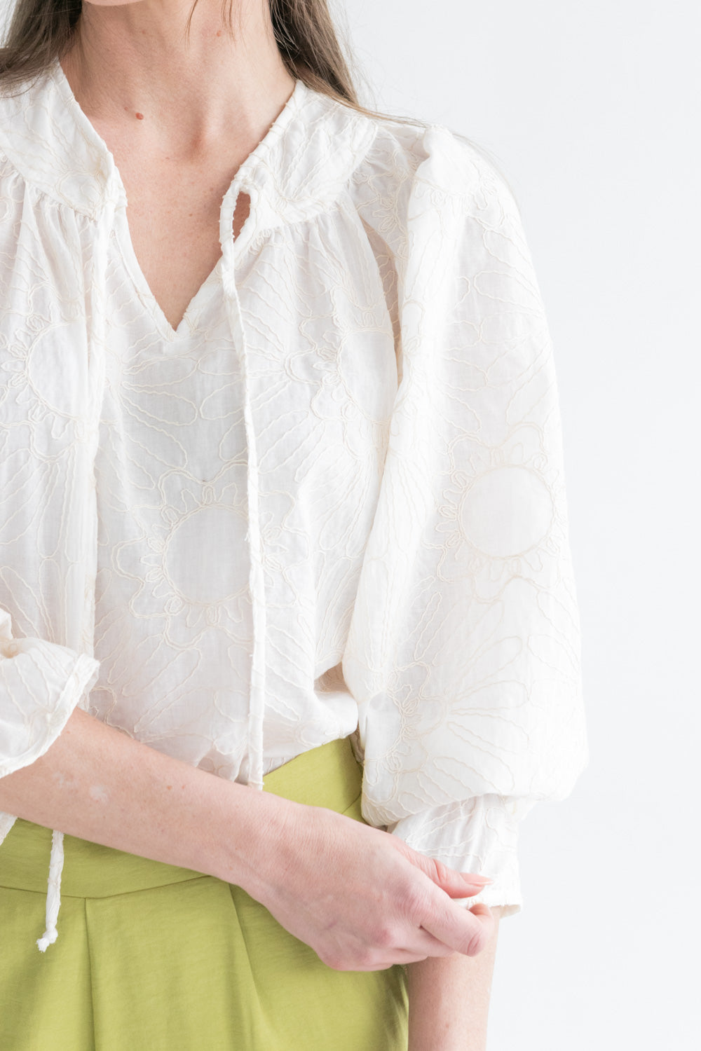 Bali Top Embroidered White Floral-TOPS-kindacollection-Kinda