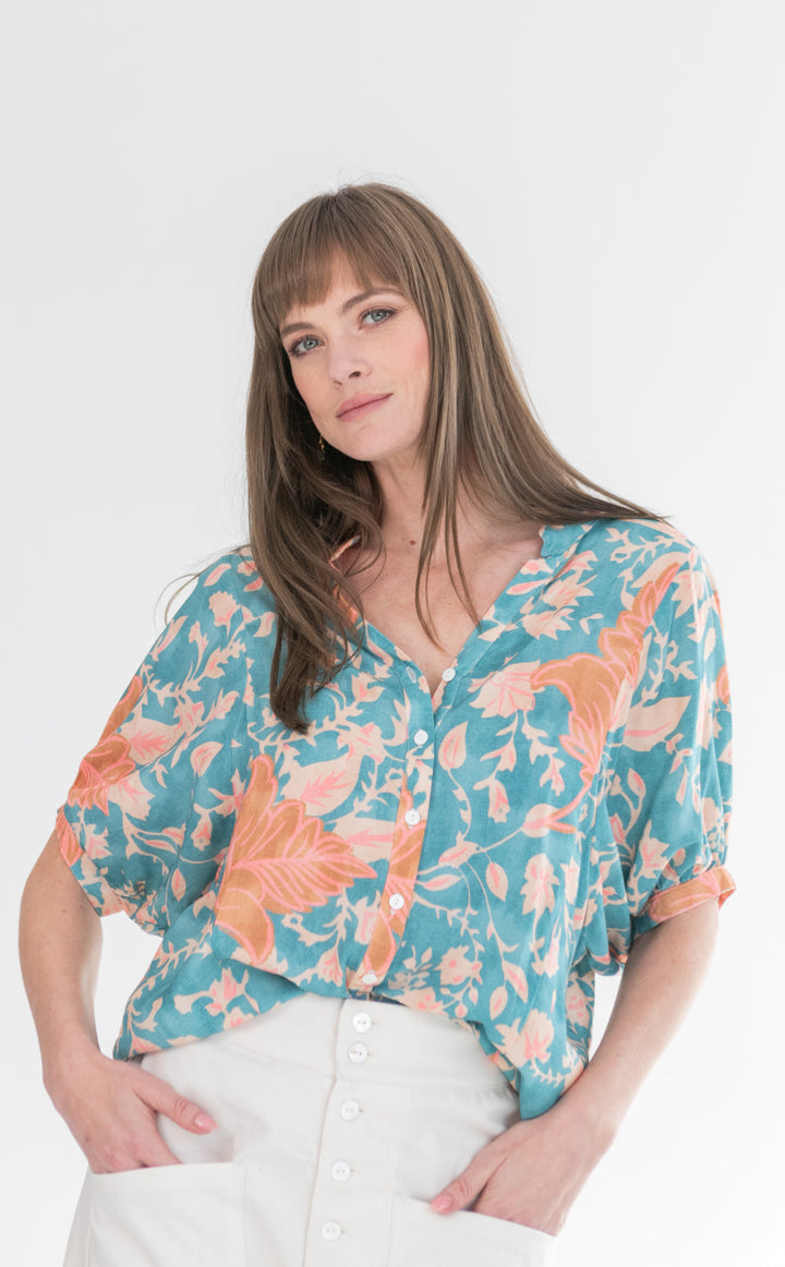 Gabi Blouse Blue & Pink Flower-TOPS-kindacollection-Kinda