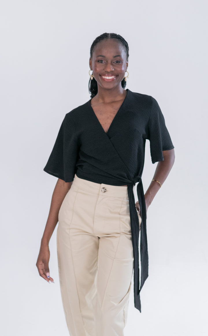 Lizari Crossover Top Black-TOPS-kindacollection-Kinda