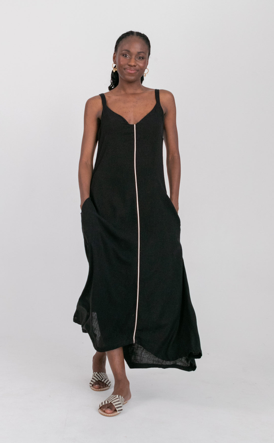 Phoebe Dress Black-DRESSES-kindacollection-Kinda