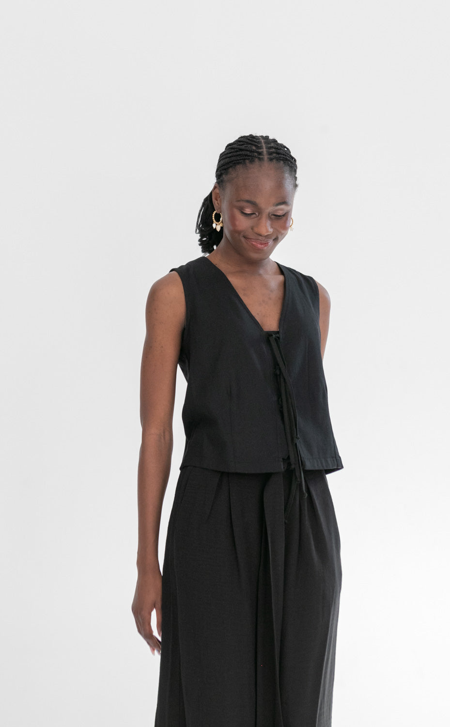 Wilson Waistcoat Black-TOPS-kindacollection-Kinda